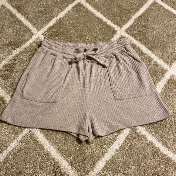 Como Blu High Waisted Waffle Knit Shorts - Picture 2 of 7